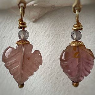 oorbellen met spinel en toermalijn