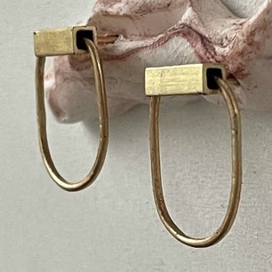 Geelgouden stekertjes