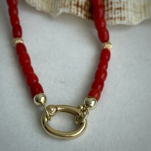 Collier koraal
